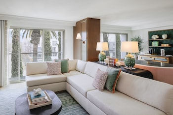 Suite, 1 Bedroom, Mobility Accessible, City View (Accessible Shower)