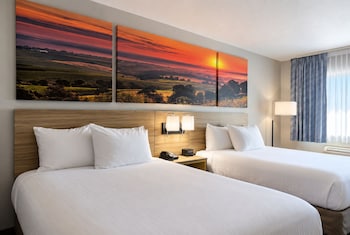 Room, 2 Queen Beds, Non Smoking