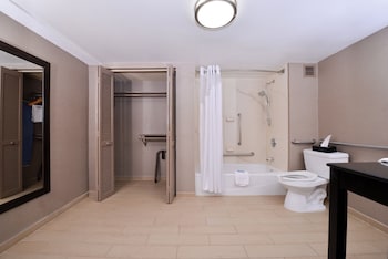 Room, 1 Queen Bed, Accessible, Non Smoking (Mobility)