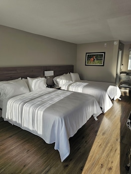 Standard Room, 2 Queen Beds, Non Smoking