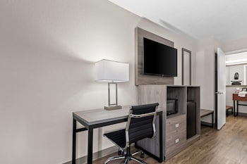 Room, 2 Queen Beds, Accessible, Non Smoking