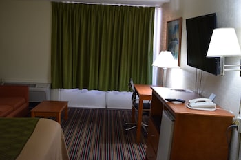 Standard Room, 1 King Bed, Smoking