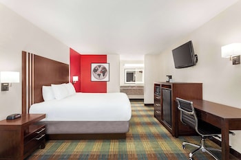 Deluxe Room, 1 King Bed