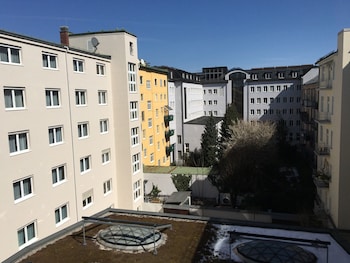 Deluxe Room, Garden View