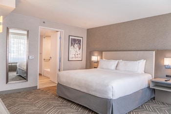 Suite, 1 Bedroom, Mobility Accessible, Lake View