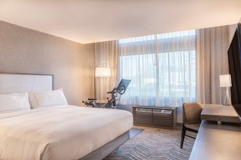 Standard Room, 1 King Bed (Spin Bike)