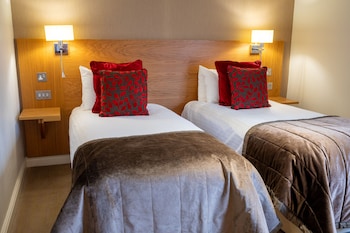 Classic Room, 2 Twin Beds, Non Smoking (with Sofabed)
