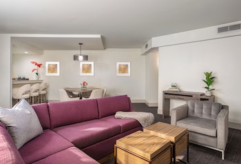 Suite, 1 Bedroom (Worklife)