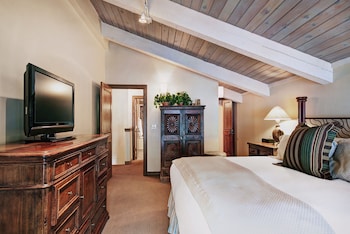 Room, 3 Bedrooms