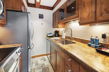 Studio (with Murphy Bed)