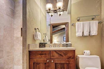 Room, 2 Bedrooms (Residence)