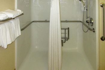 Room, 2 Queen Beds, Accessible, Non Smoking