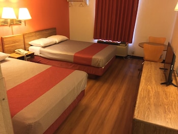 Standard Room, 2 Double Beds, Non Smoking