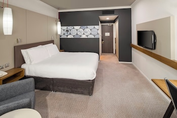 Standard Room, 1 Queen Bed