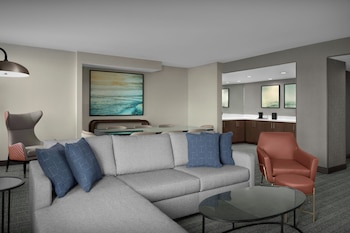 Superior Suite, 1 Bedroom, Balcony (Sunrise View)