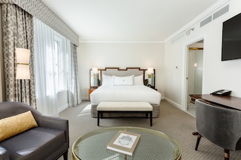Deluxe Penthouse, 1 King Bed