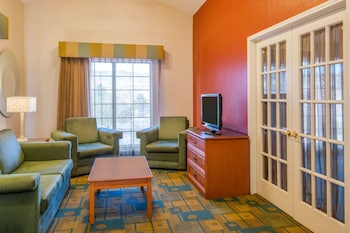 Suite, 1 King Bed, Non Smoking