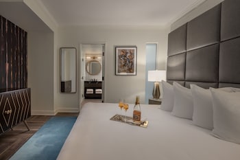 Executive Suite, 1 King Bed