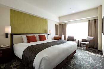 Superior King Double Room, Non Smoking (16-21F)