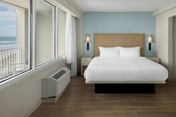 Studio, 1 King Bed with Sofa bed, Ocean View