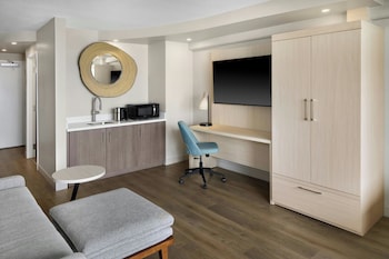 Studio, 1 King Bed with Sofa bed, Ocean View