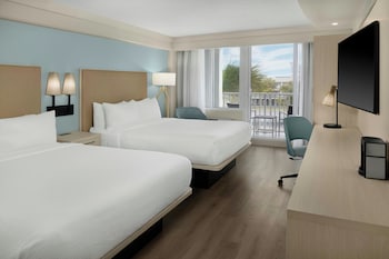 Room, 2 Queen Beds, Hearing Accessible (Inland View)