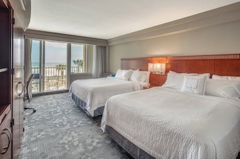 Room, 2 Queen Beds, Balcony, Oceanfront (Balcony)