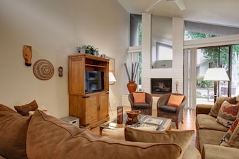 Villa, 2 Bedrooms, 2 Kings, Fireplace, Kitchen