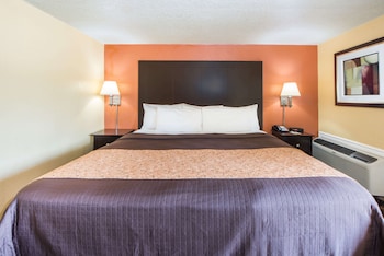 Standard Room, 1 King Bed