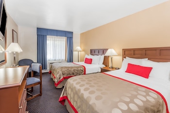 Suite, 2 Queen Beds, Non Smoking