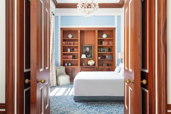 Executive Suite (Junior)