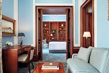 Executive Suite (Junior)
