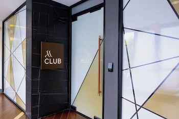 Club Room, 1 King Bed