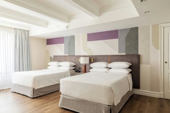 Classic Room, 2 Double Beds, Pool Access