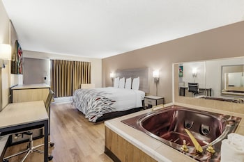 Superior Room, 1 King Bed, Non Smoking, Jetted Tub