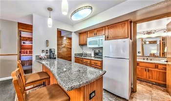 Room, 2 Bedrooms (3 bathrooms)