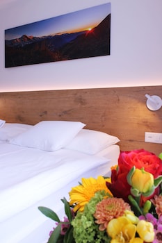Superior Twin Room, Mountainside