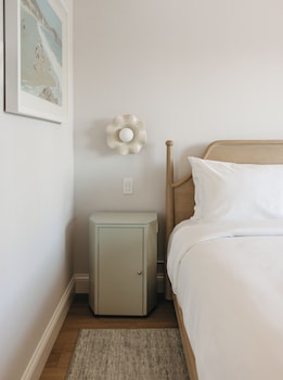Suite, 1 King Bed with Sofa bed