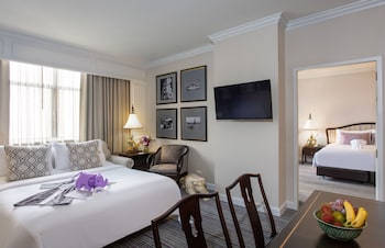 Family Suite (Triple)