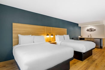 Standard Room, 2 Queen Beds, Non Smoking