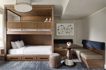 Family Room, Multiple Beds (Gatehouse)