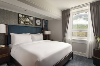 Room, 1 King Bed (Gatehouse)