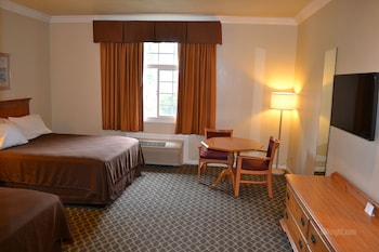 Standard Room, 2 Double Beds, Non Smoking