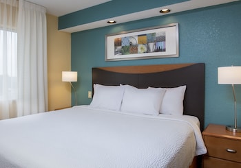 Room, 2 Queen Beds, Non Smoking