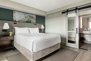 Room, 1 Queen Bed, Bathtub (Moderno Del Sur)