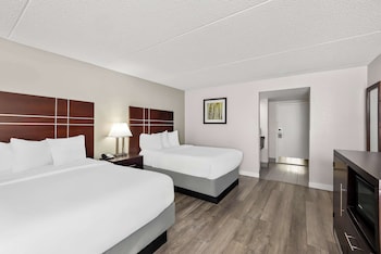 Standard Room, 2 Double Beds, Non Smoking, Refrigerator & Microwave (1st Floor;Pet Friendly)
