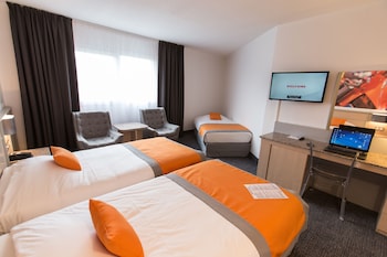 Standard Room, 1 Double Bed with Sofa bed