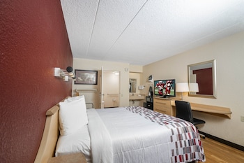 Superior Room, 1 King Bed, Accessible (Roll-In Shower, Smoke Free)