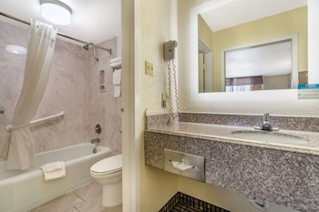 Room, 2 Queen Beds, Non Smoking (Pet Friendly)