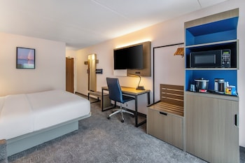 Room, 1 King Bed with Sofa bed, Non Smoking